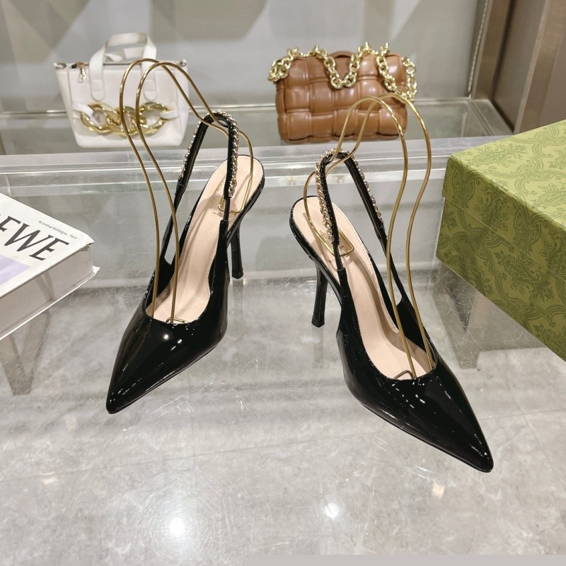 G*u*i high heels